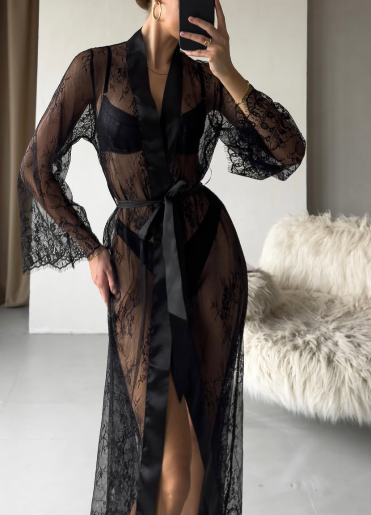 THEA ROBE- BLACK LACE