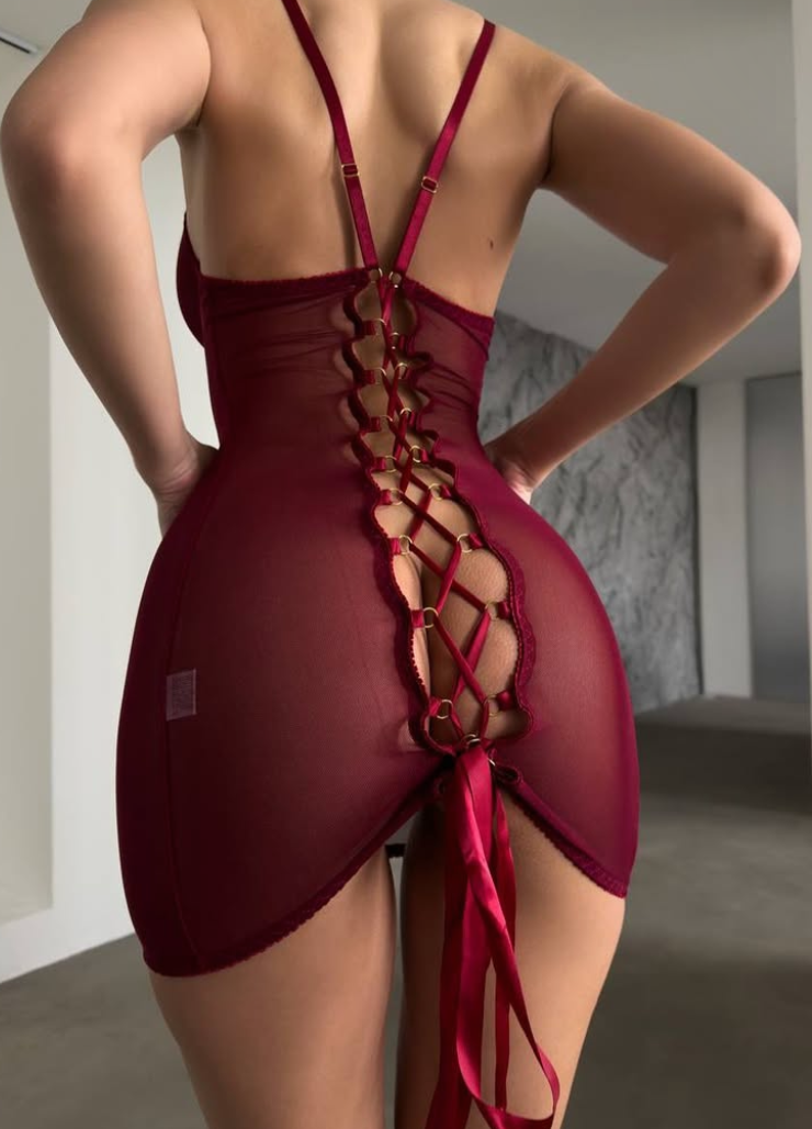 ARIA DRESS- BURGUNDY