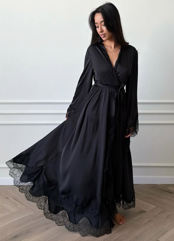 ATHENA ROBE- BLACK