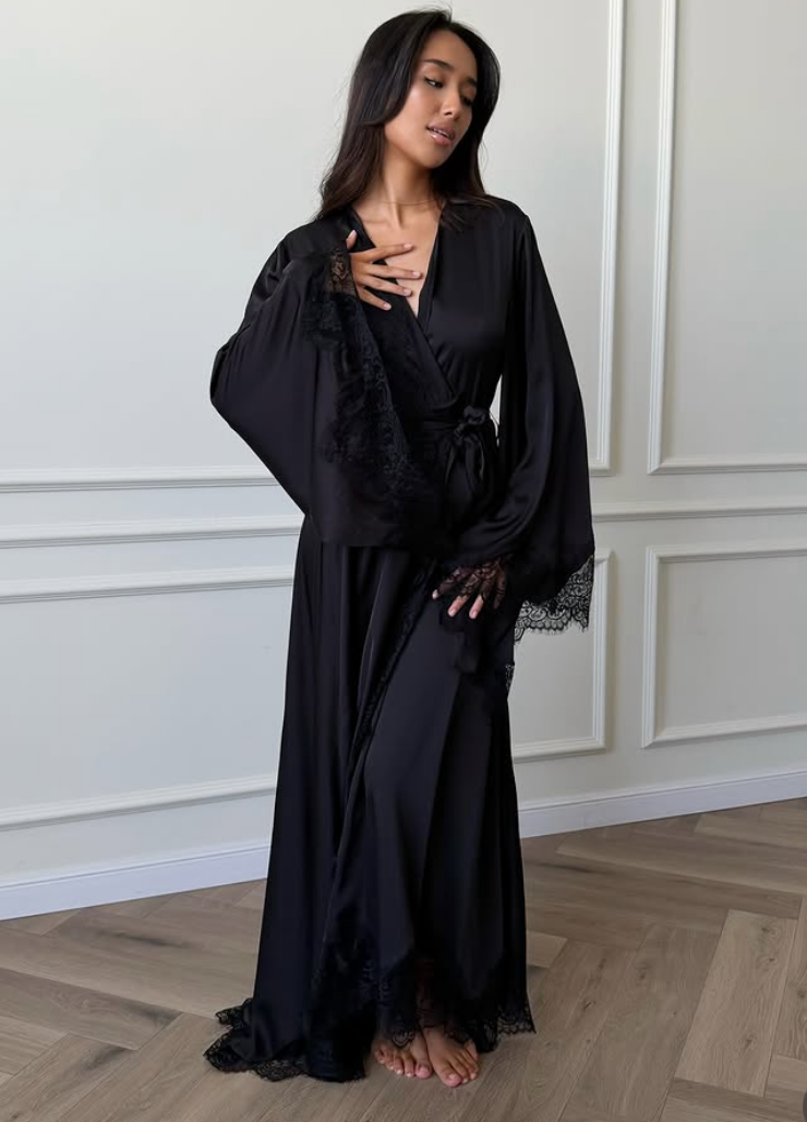 ATHENA ROBE- BLACK
