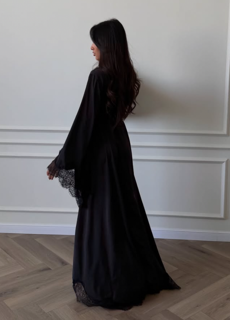 ATHENA ROBE- BLACK