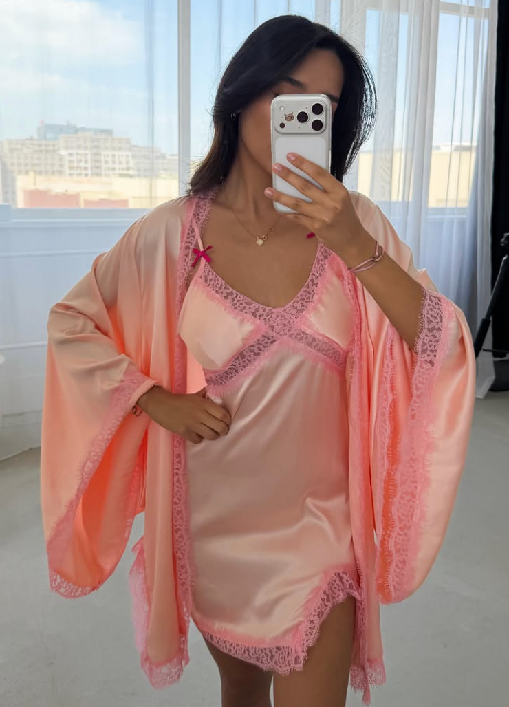 CASSANDRA SET- PINK